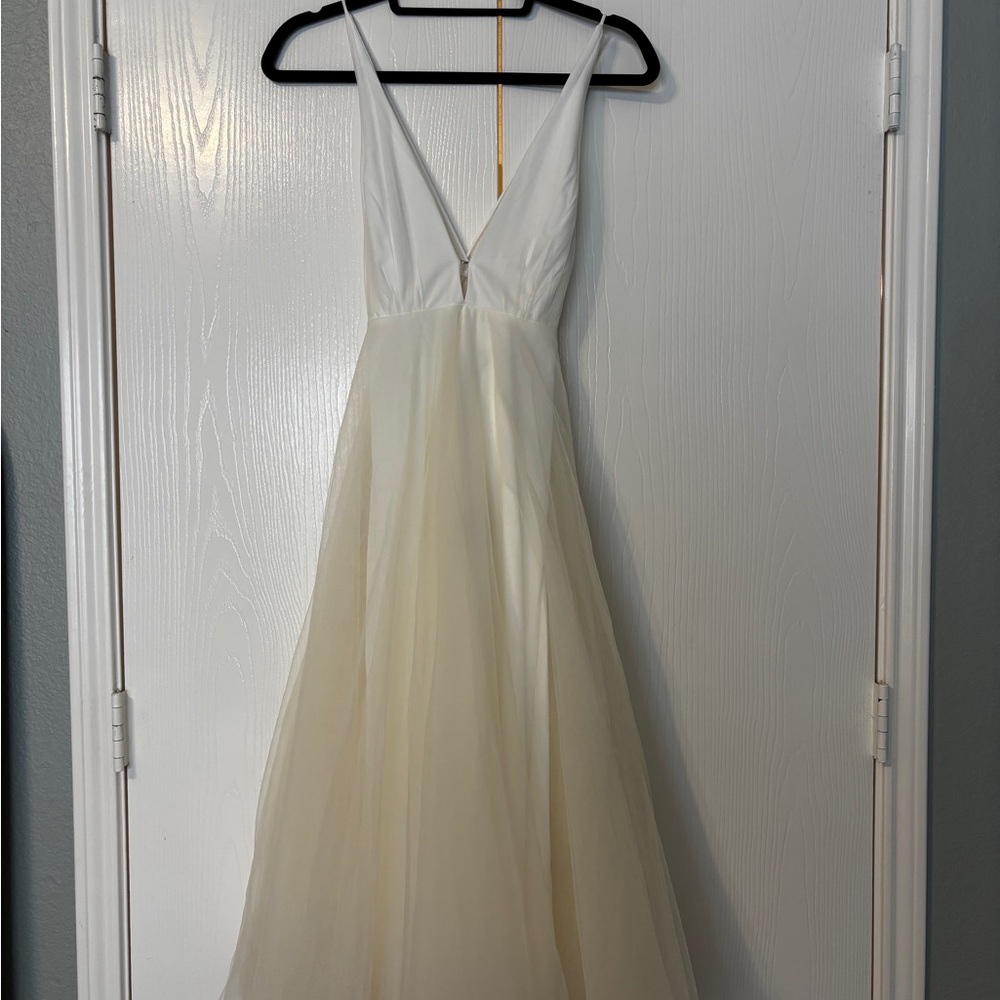 MARBLE Cream Midi Dress with Elegant Silhouette